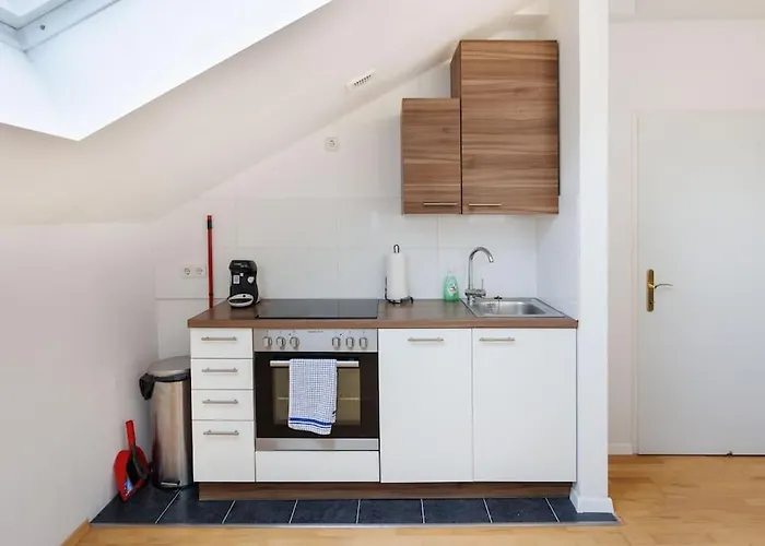 Scenic Rooftop Flat With Terrace